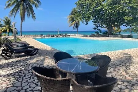 Hospitality Expert Zeppelin - Tour Pool Bar Beach Montego Bay